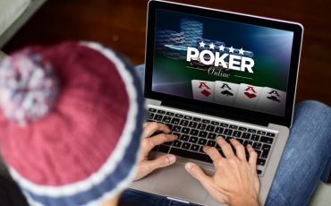 Playing Poker Online in Virtual Reality: The Future of Gambling